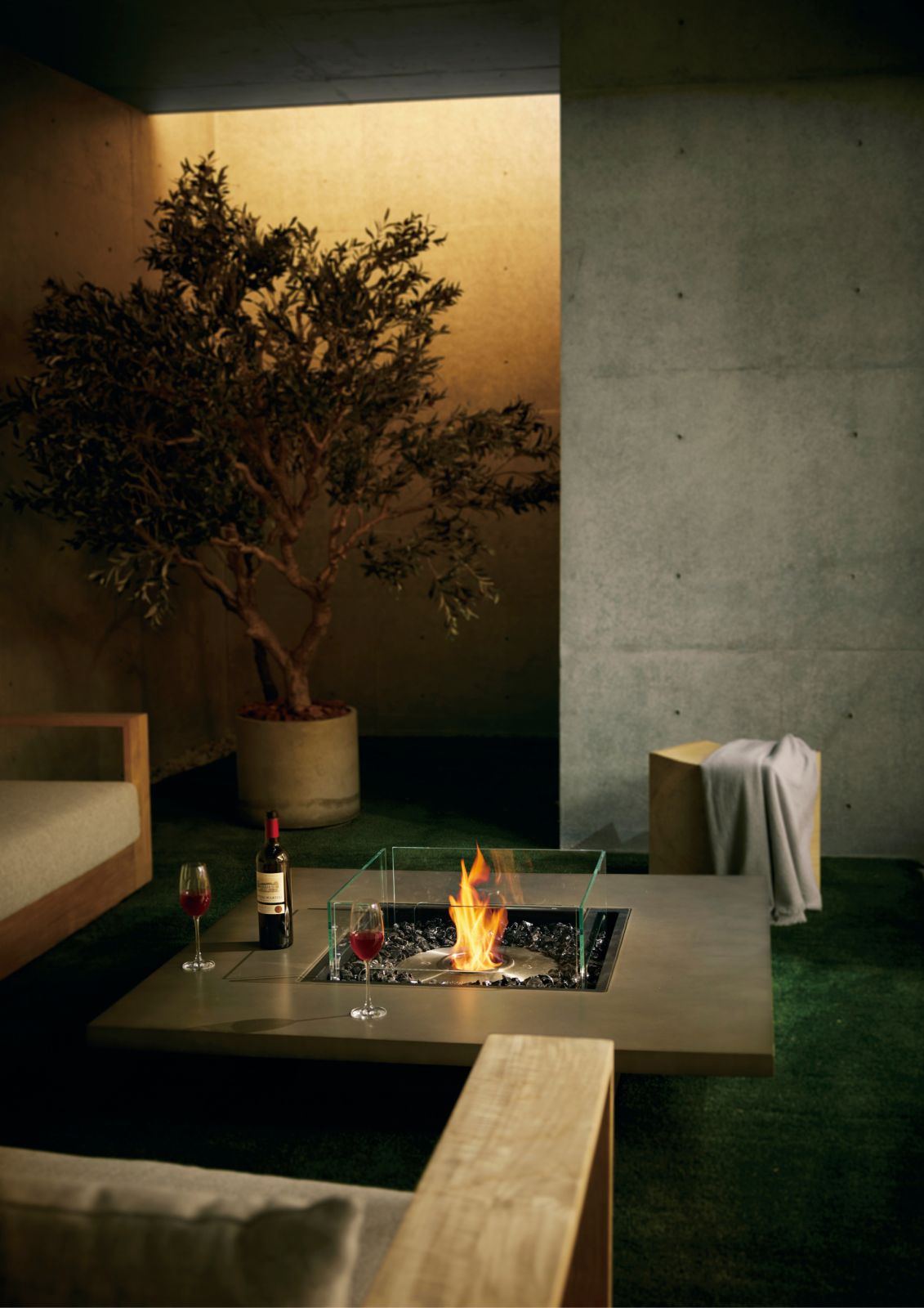 EcoSmart Fire Vertigo 50 Gas Fire Pit Table Natural