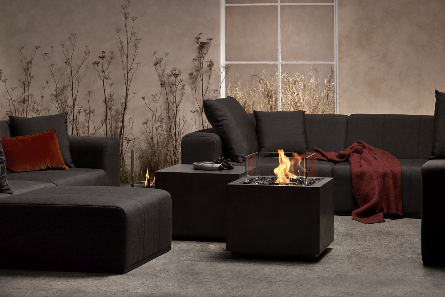EcoSmart Fire Sidecar 24 Gas Fire Pit Table Graphite