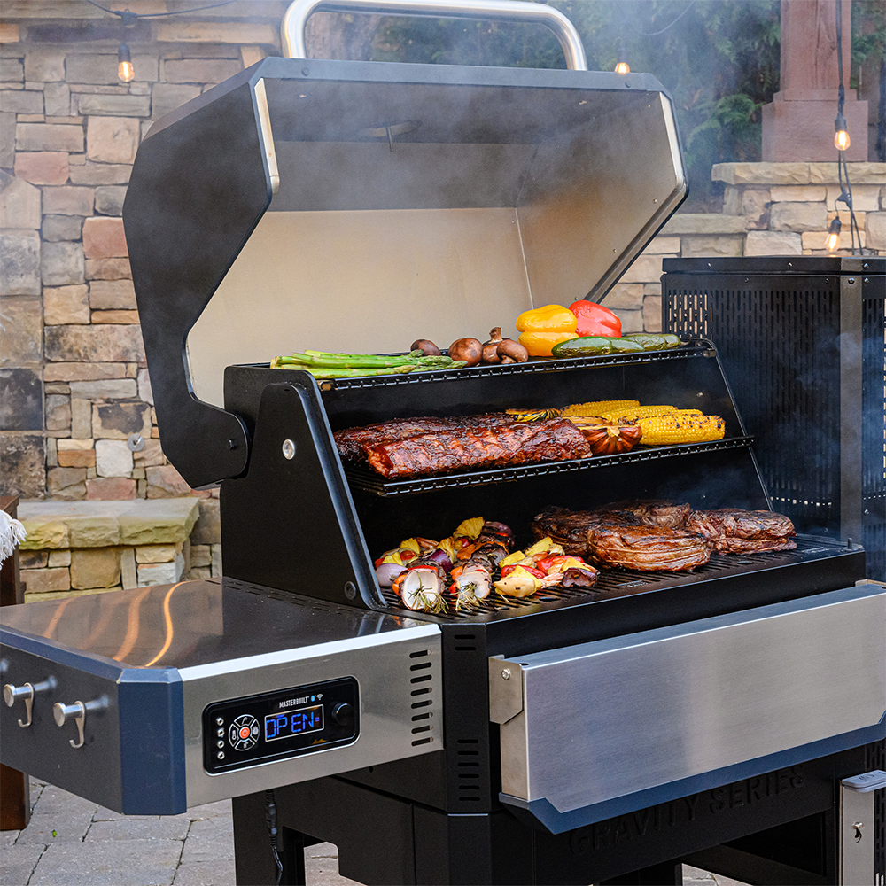 Masterbuilt Gravity Series 1050 Digital Charcoal BBQ & Smoker