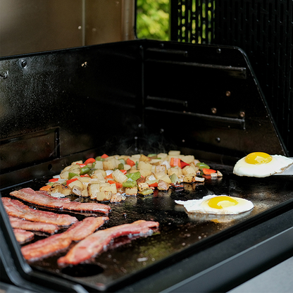 Masterbuilt Gravity Series 800 Digital Charcoal BBQ & Smoker