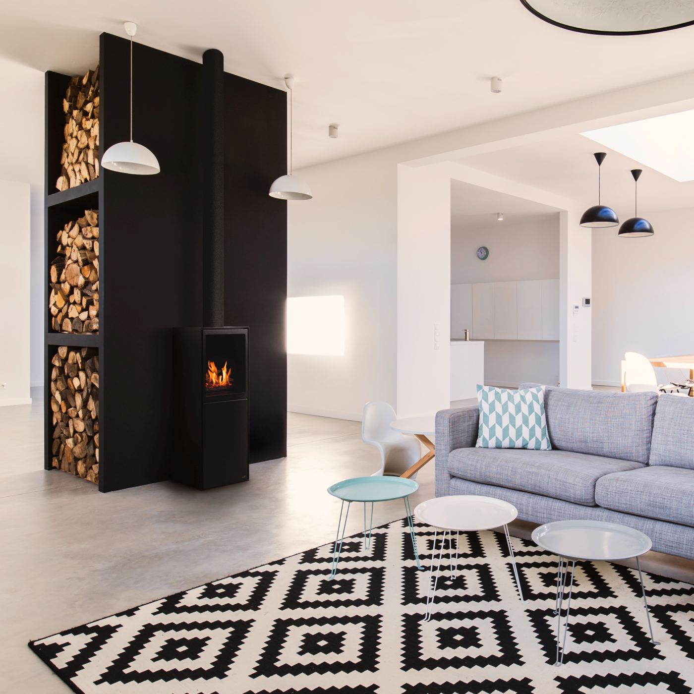 Planika Scandi Freestanding Bioethanol Fire